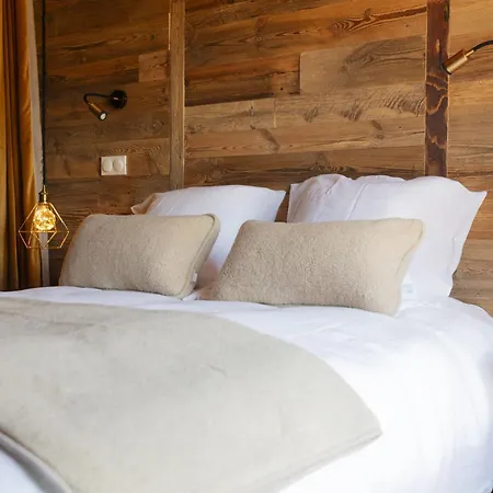 Demeure Sauvage - Etage 1 Bed & Breakfast *